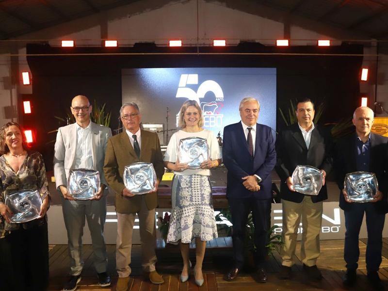Emoção e homenagens marcam celebração dos 50 anos do Promebo